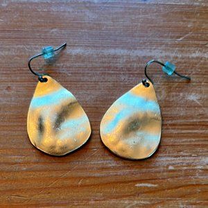 Hammered gold earrings